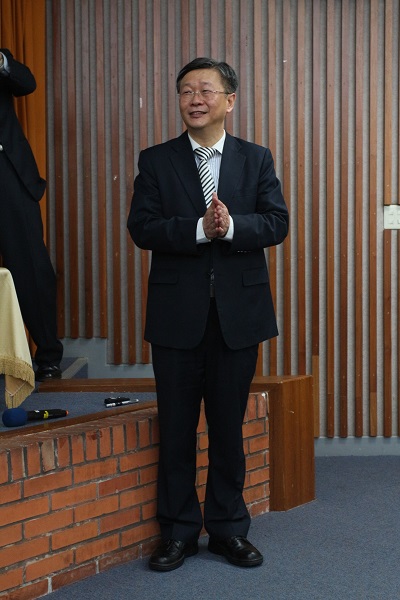 曾鴻鍊學長是中國五金機電行業的先鋒人物，對台灣鋼鐵業亦發揮重大影響力。