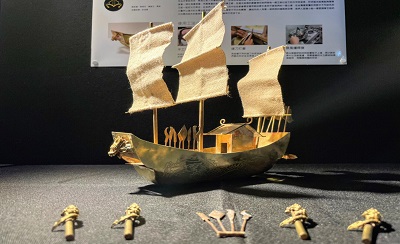 「王船行」作品針對新冠疫情造成的人心迷惘為訴求，期望透過打造王船的信仰，讓惱人疫情隨著王船一起帶走，是新世代傳承老工藝的佳作。