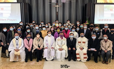 台灣聖公會降臨堂舉行聖約翰日「光與真理」暨「降臨堂建堂50週年」感恩禮拜，將感恩轉化為捐助聖約翰科大的行動。