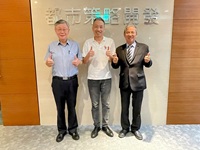 校友搭橋串聯百業資源　助母校聖約翰科大開拓產學合作