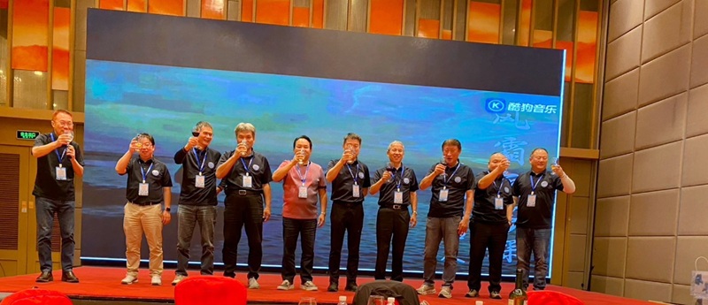 /></td>                </tr>              <tr>                <td colspan=