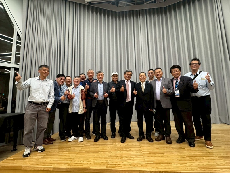 /></td>                </tr>              <tr>                <td colspan=